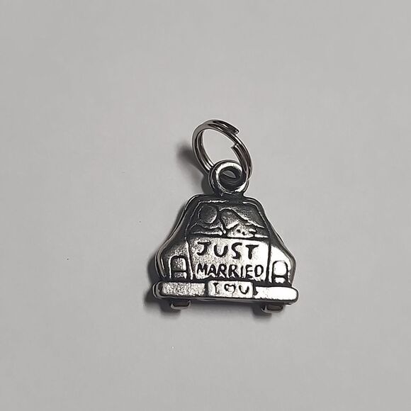 Just Married Silver Tone Charm Pendant - Picture 1 of 3